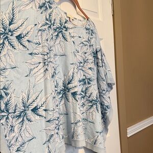 Light Blue Floral Print Women's Top